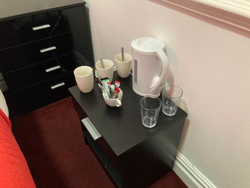 Superior Double Room with Ensuite Bathroom image 3