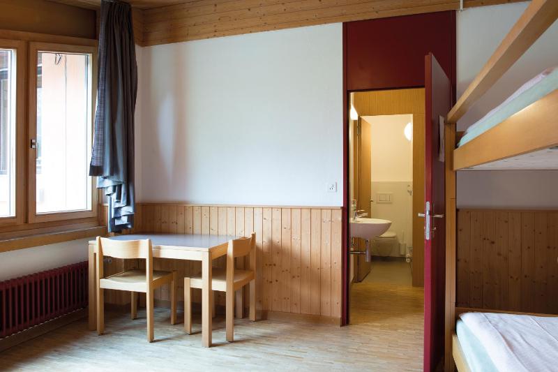 Twin Room with Shared Bathroom image 3