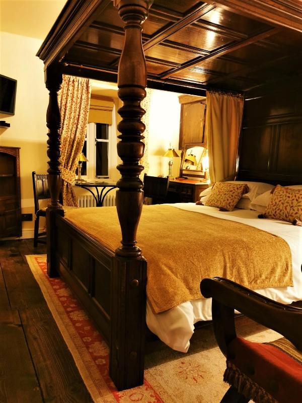 Deluxe Double Room with Shower image 2