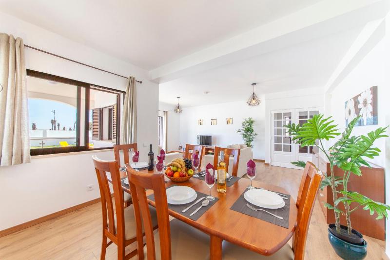 Villa Abel - Villa espaçosa com BBQ e piscina em Albufeira - image 13