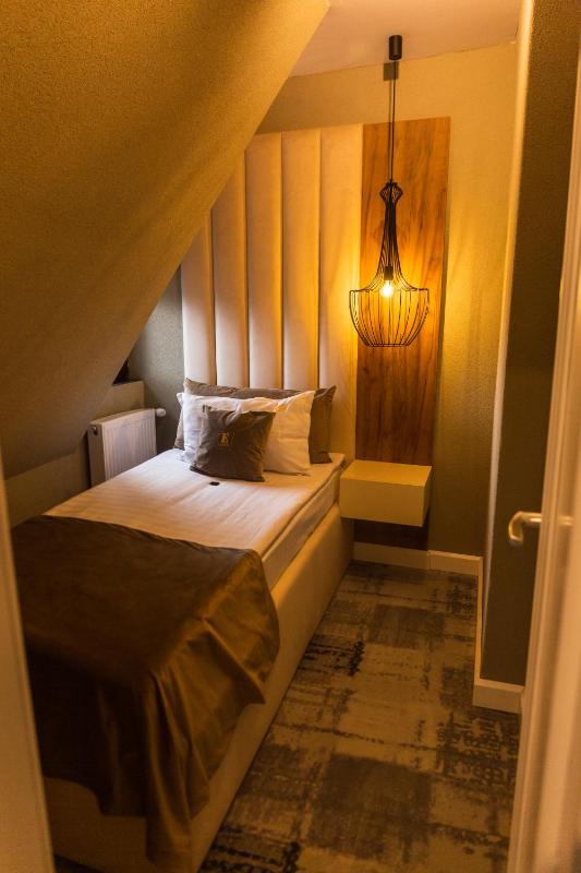 Deluxe Apartment image 2