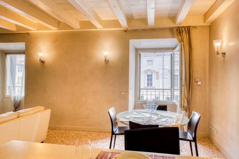 ApartmentsArena - Suite Mercatorum - Piazza Erbe - image 11