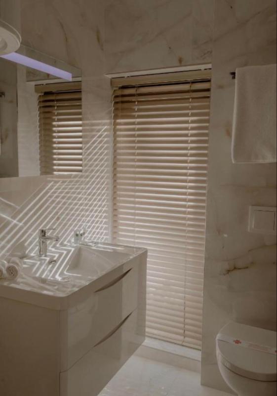 Standard Twin Room image 1
