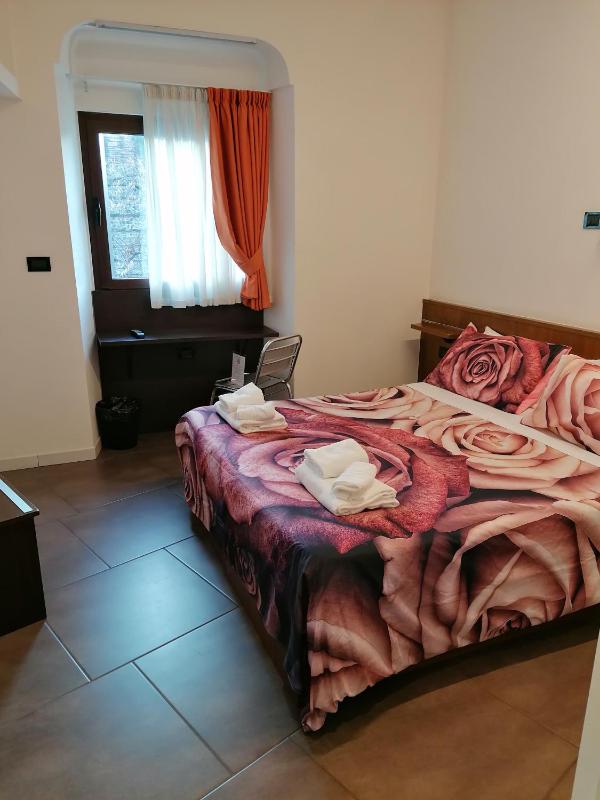Double or Twin Room image 1