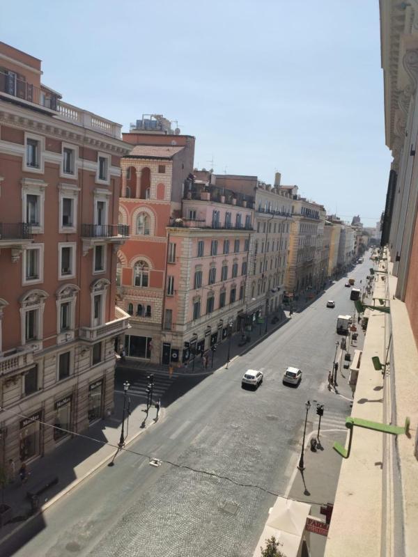 Economy Double or Twin Room image 4