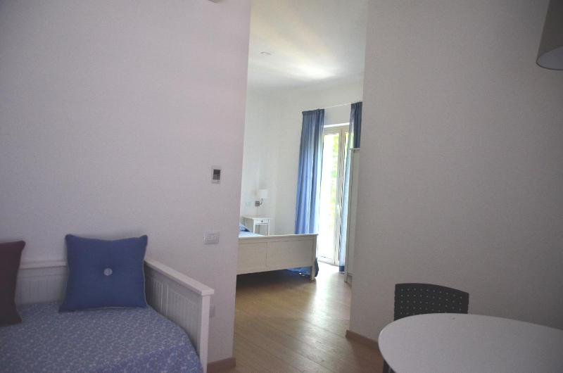 Quadruple Room image 4
