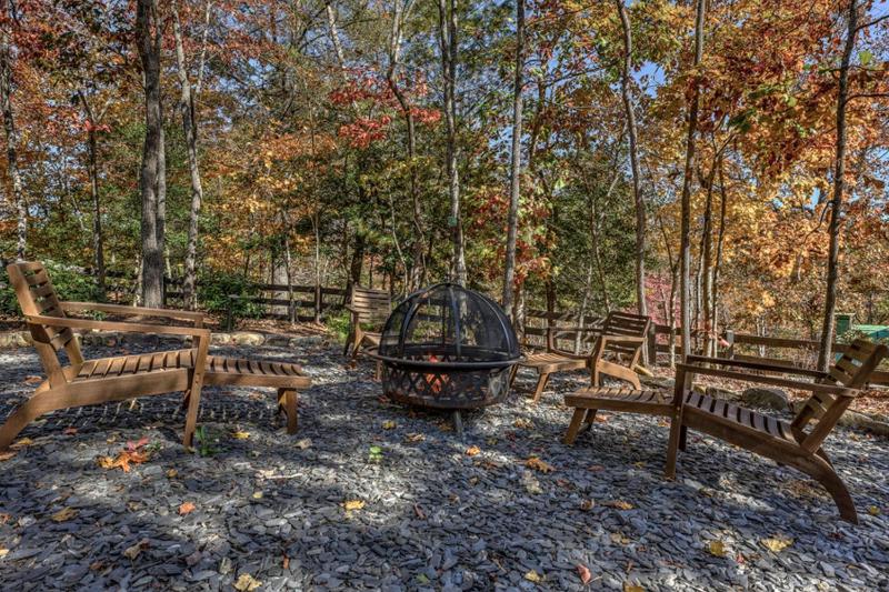 Singing Pines - Mountain Views | Hot Tub | Screened Porch | Fire Pit - image 31