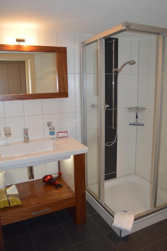 Double Room with Balcony image 3
