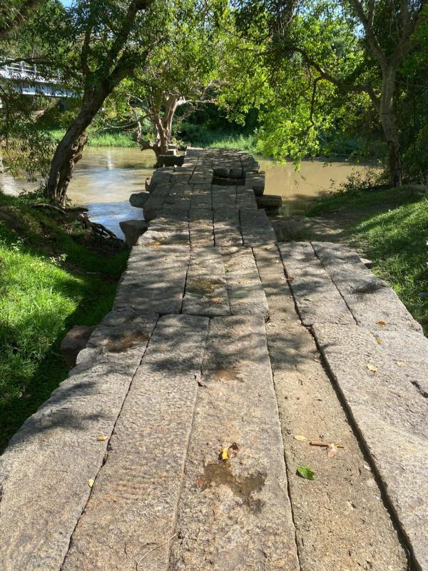 Hummingbird Leisure Villa-Anuradhapura - image 40