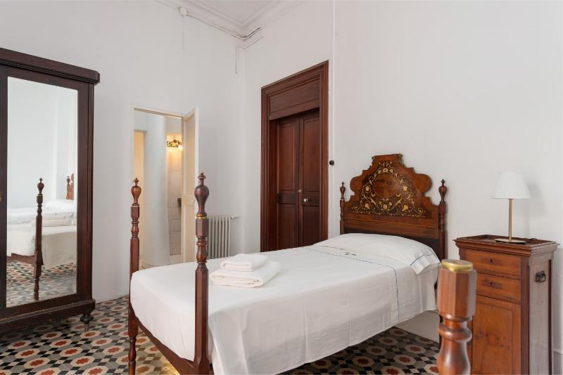 Double Room with Private Bathroom image 2