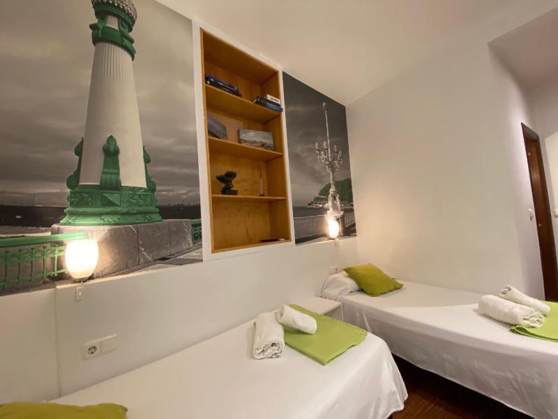 Superior Double Room image 4