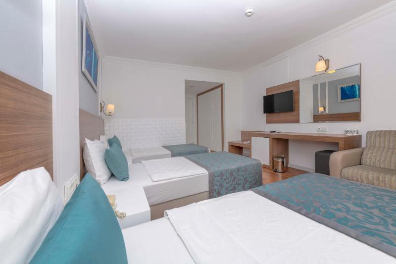 Standard Single Room image 4