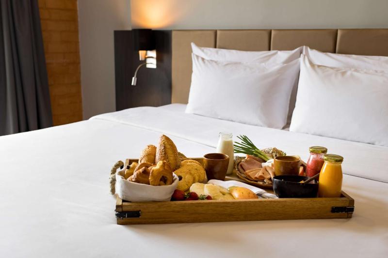 Radisson Hotel Tamboho Waterfront Antananarivo - image 2