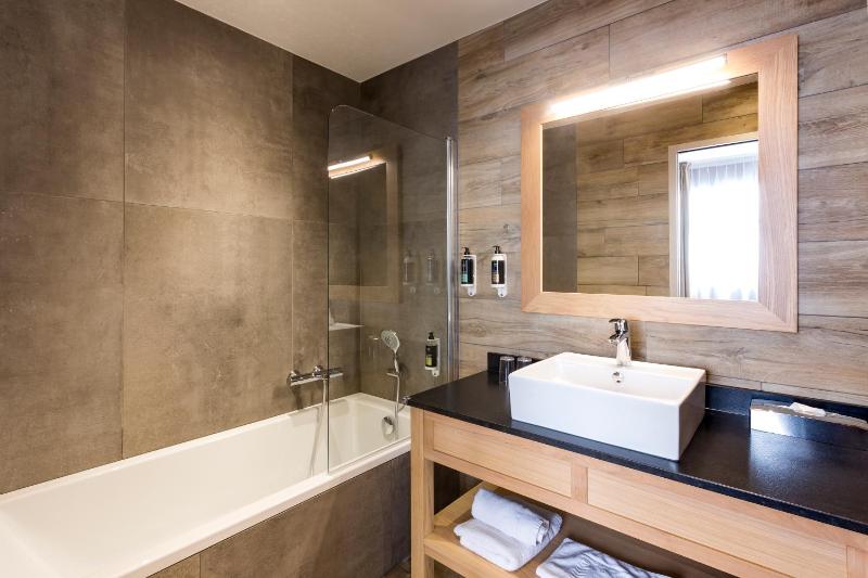 Privilege Double Room with Terrace image 4