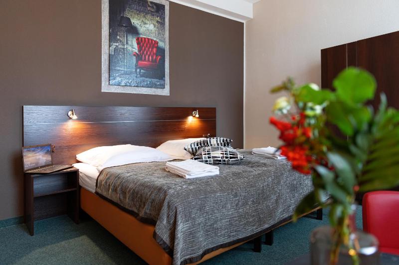 Deluxe Double Room image 4