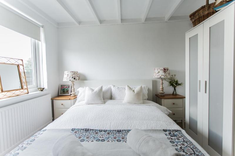 Fairlight - Charming coastal home on the beach Images