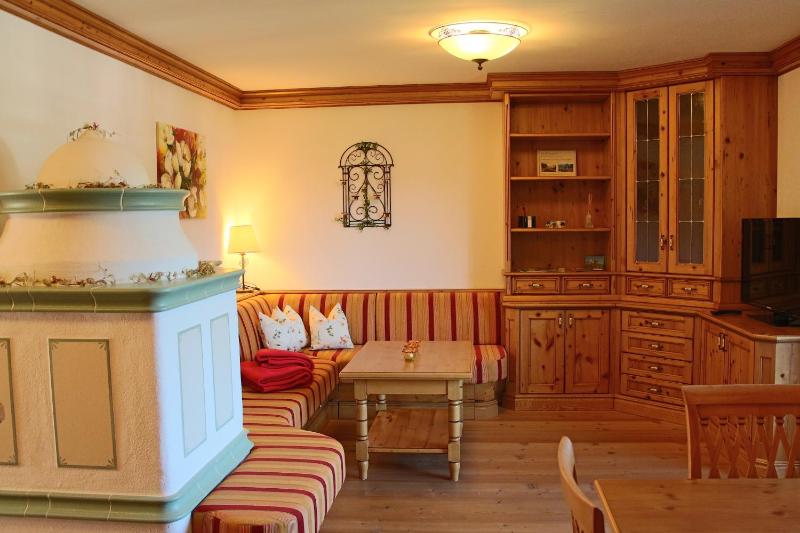 One-Bedroom Apartment image 2