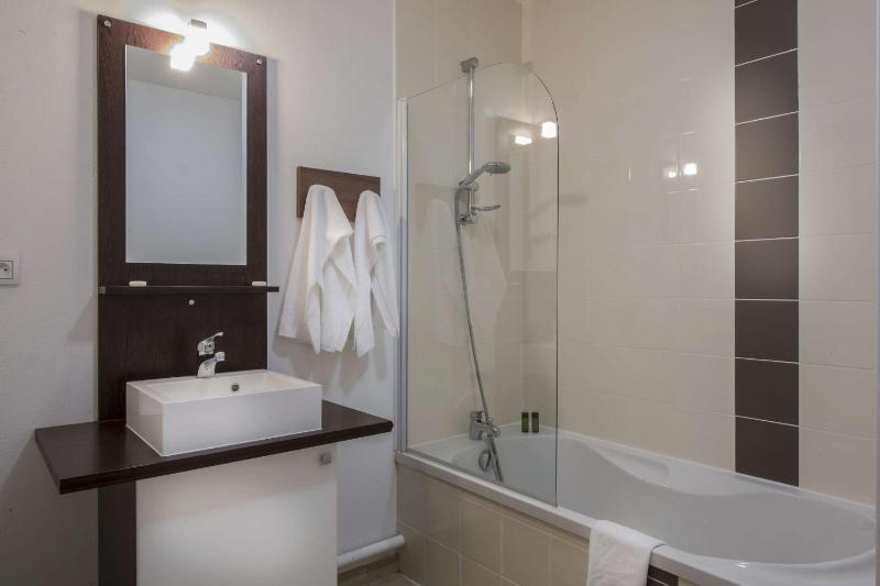 One-Bedroom Apartment (4 Adults) image 2