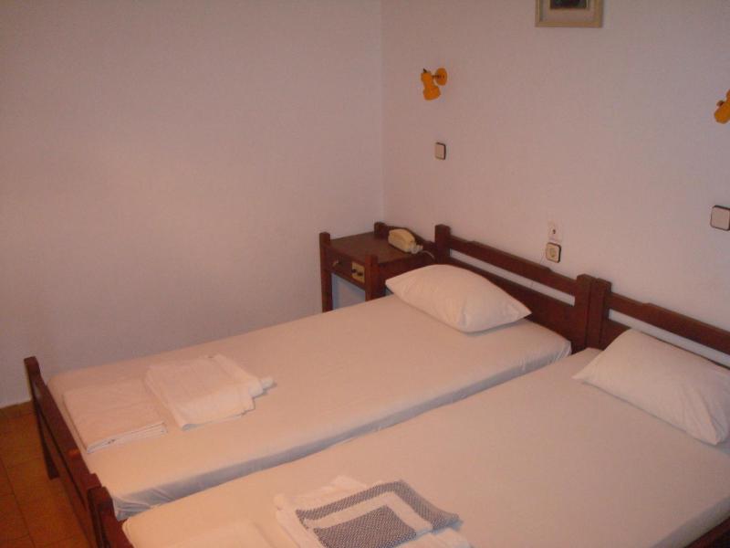 Triple Room image 3