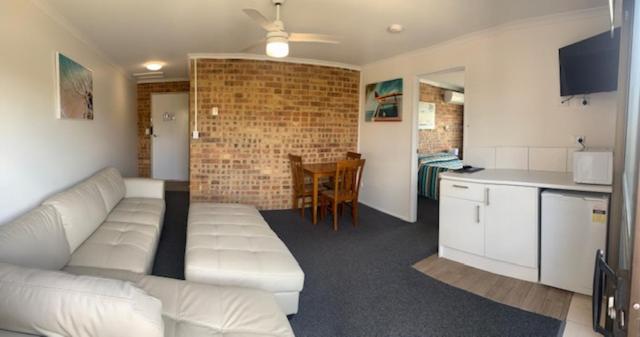 Golden Beach Motor Inn Caloundra - image 36