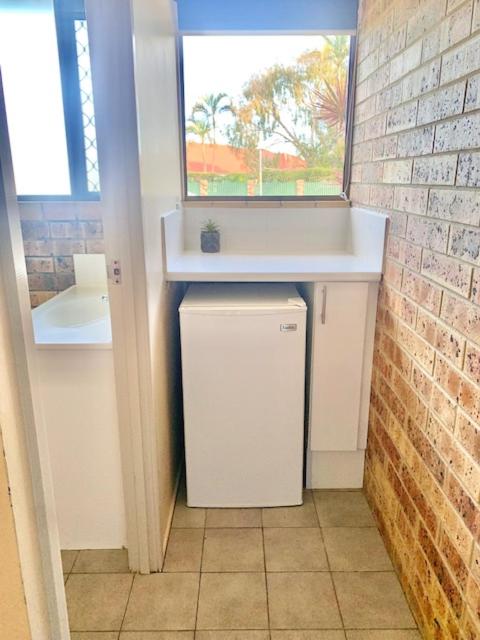 Golden Beach Motor Inn Caloundra - image 2