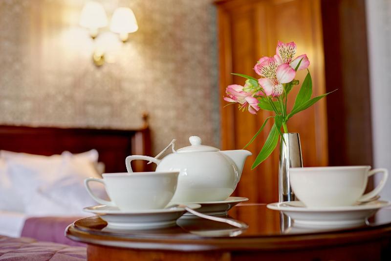 Standard Double or Twin Room image 3