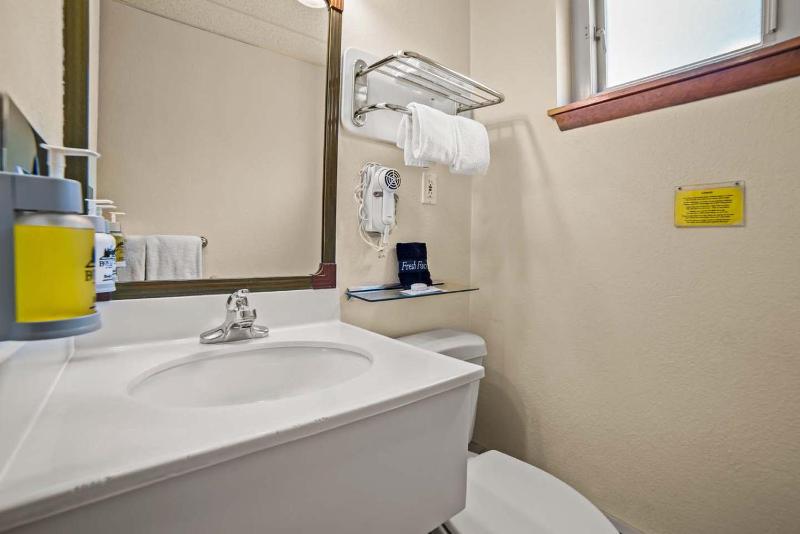 Two Queen Suite image 3
