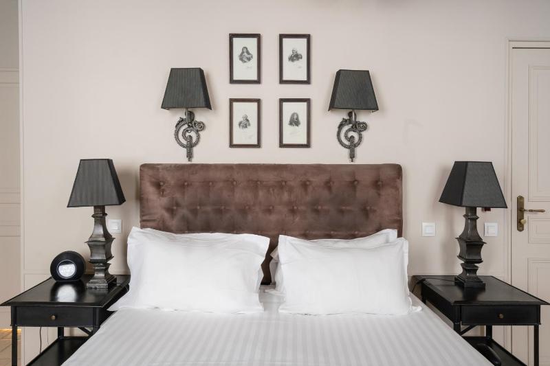 Quadruple Room image 4