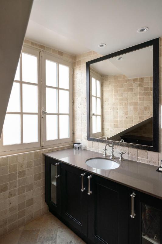 Quadruple Room - Top Floor image 3