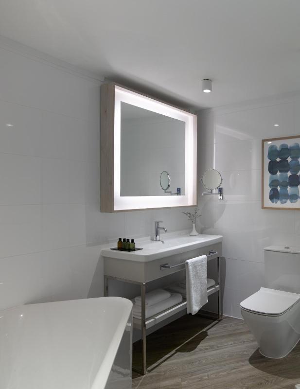 Junior Suite with Sea View image 2