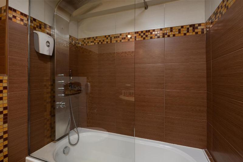 Double Room with Garden View - Swim up  image 2