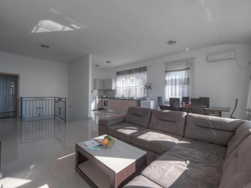 Two-Bedroom Apartment with Terrace and Sea View image 4