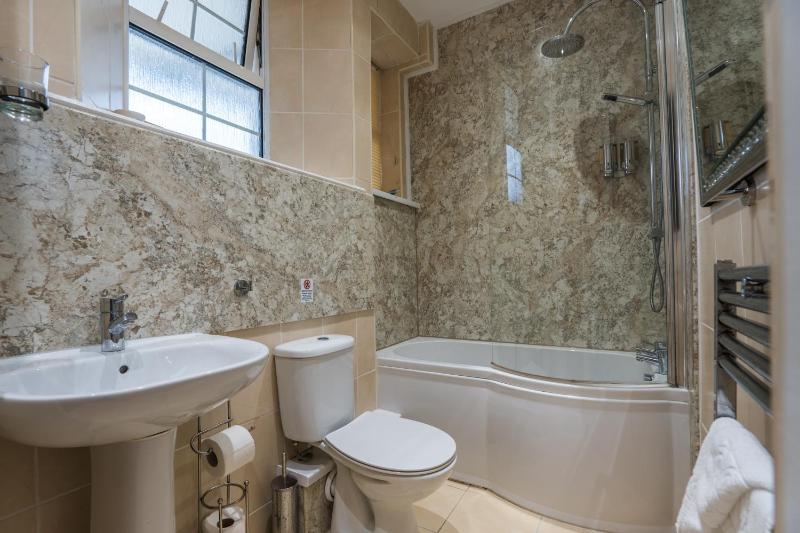 Trinity Mews - image 35