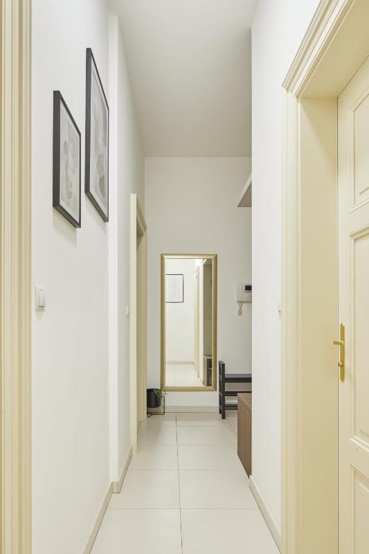 Prague Days - Deluxe Apartments near Wenceslas Square - image 2