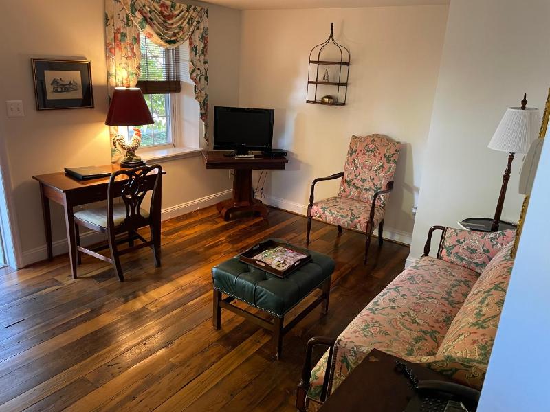Two-Bedroom Suite image 2
