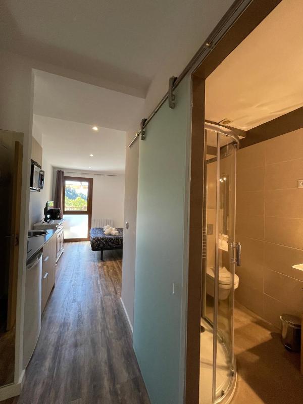 Studio Apartment image 1