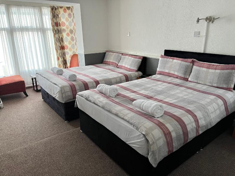 Family Double Room image 1