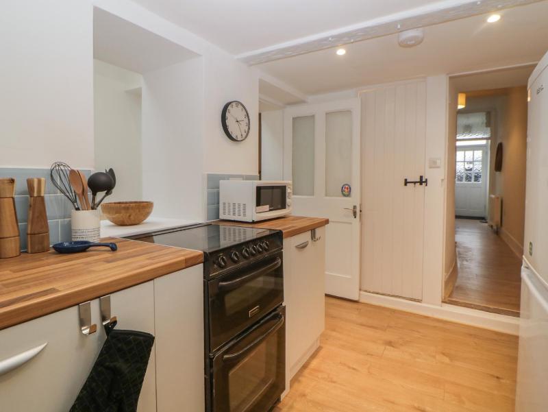 Saltwater Cottage - image 8