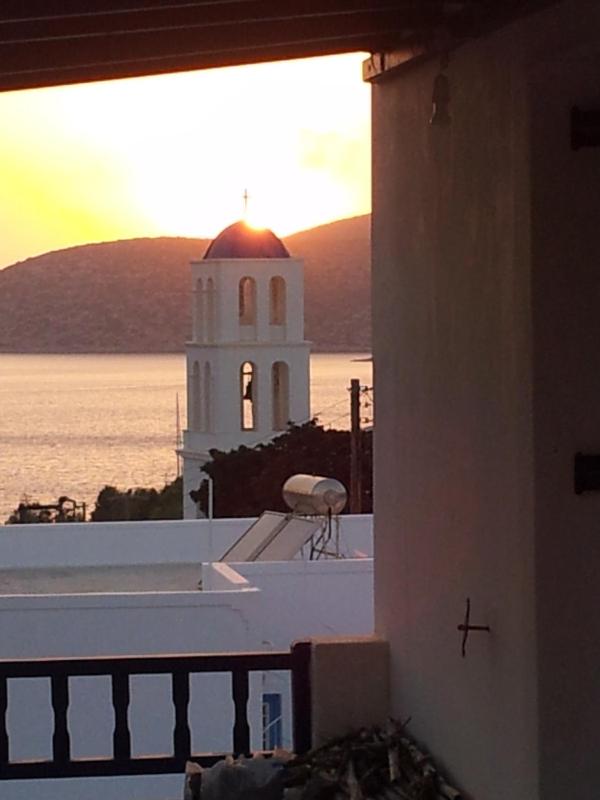 Deluxe Double Room with Sea View image 2