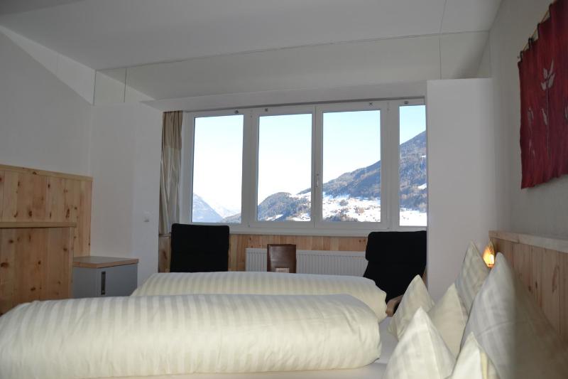 Double Room with Mountain View image 4