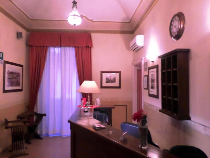 Catania Centro Rooms - image 13