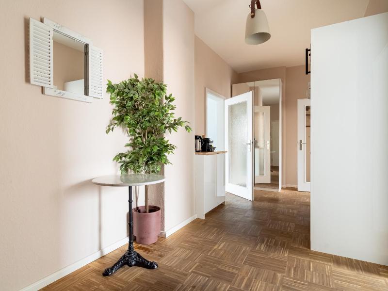 One-bedroom Suite M image 4