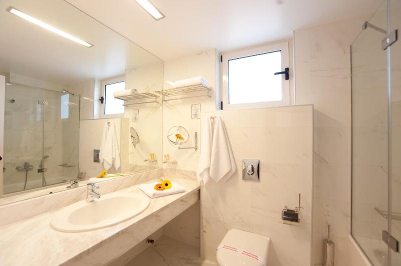 Junior Suite Sea View image 2