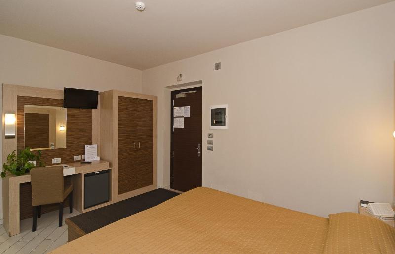 Hotel Eden - image 33