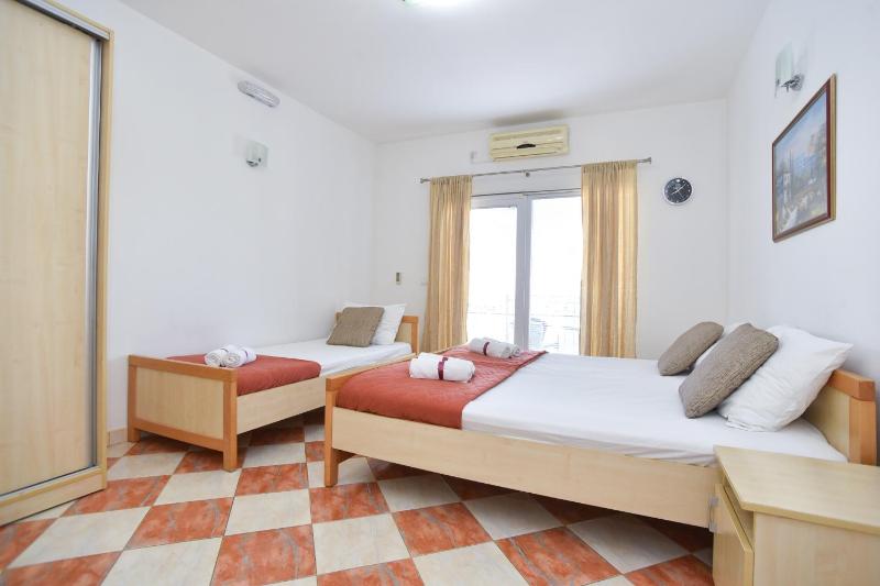 Studio Apartment with Sea View (3 Adults) image 1