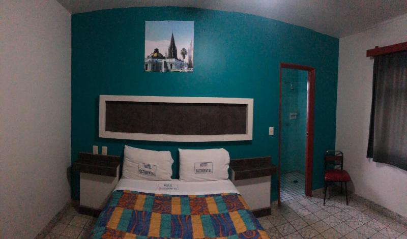 Hotel Occidental - image 3