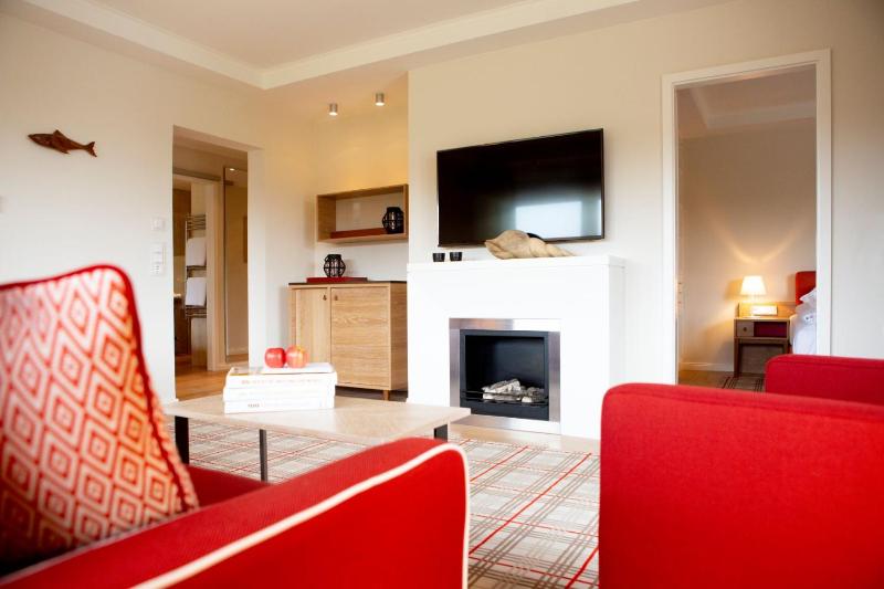 Executive Suite image 4