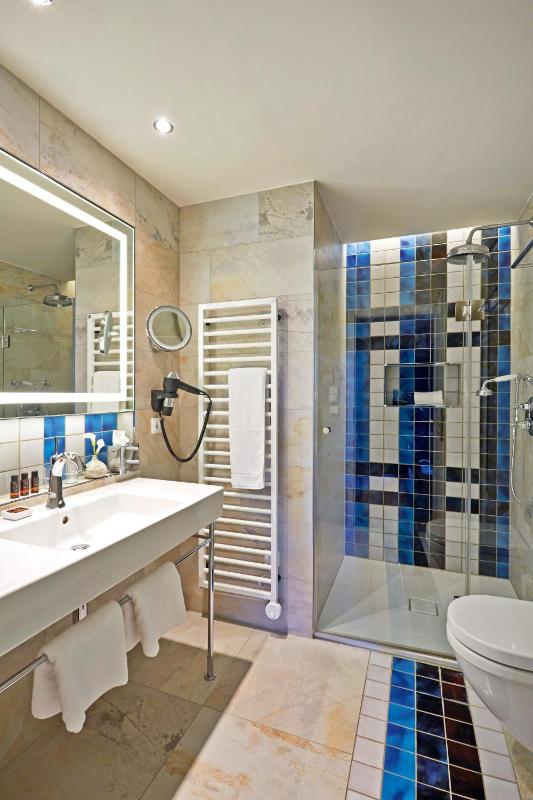 Junior Suite image 2