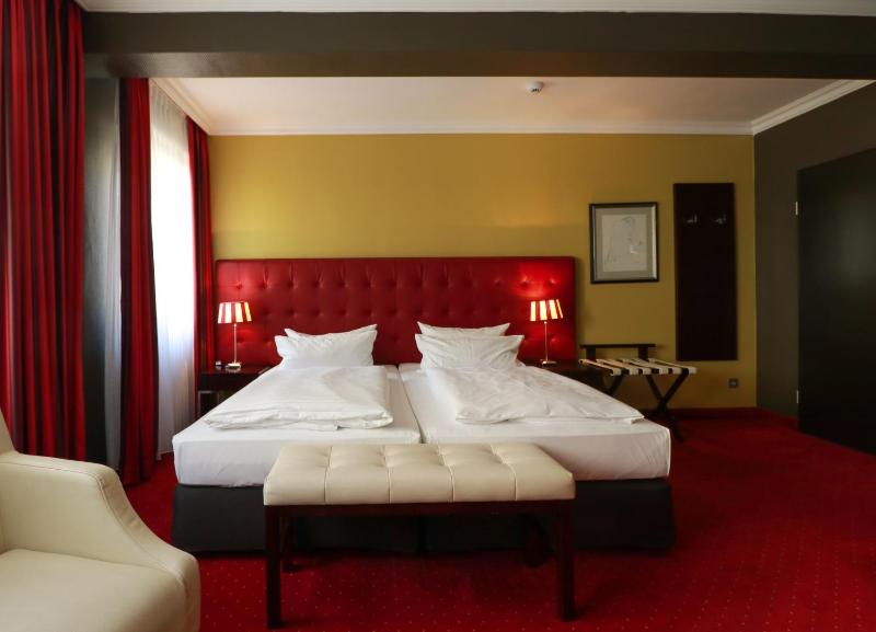 Superior Room image 4