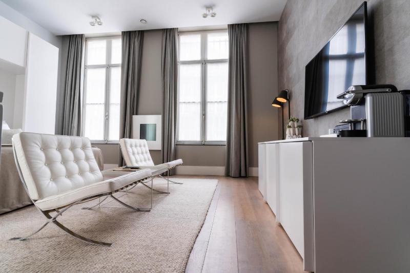 Classic Suite image 2